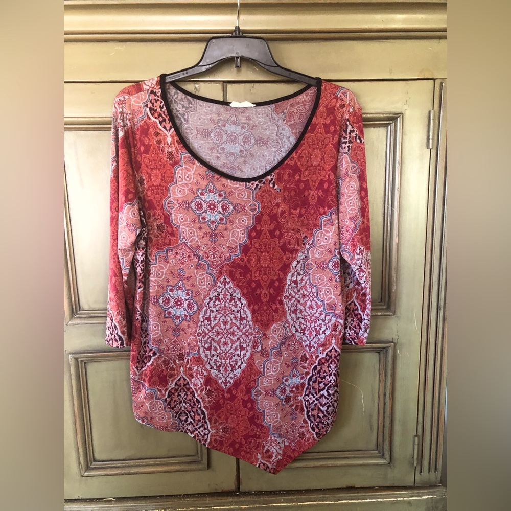 Extra large woman’s comfy blouse. Perfect fall colors.